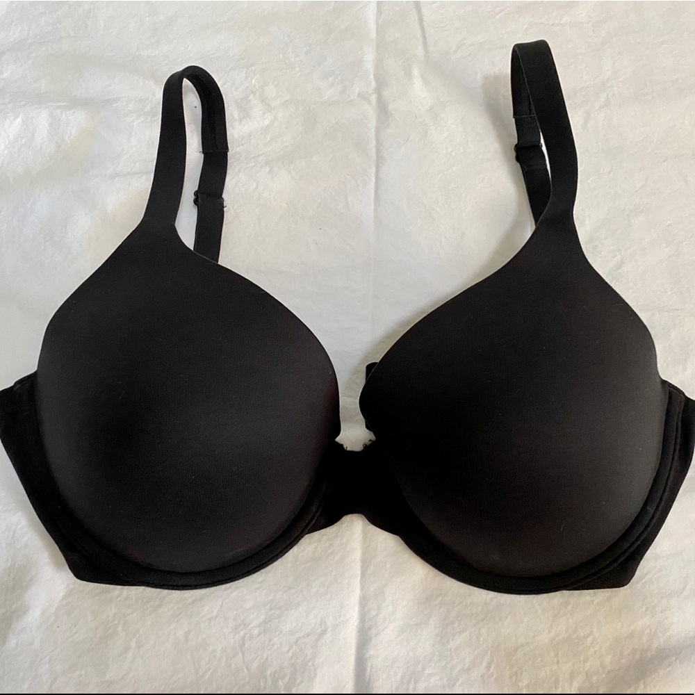 Victoria’s Secret Full Coverage Uplift Bra